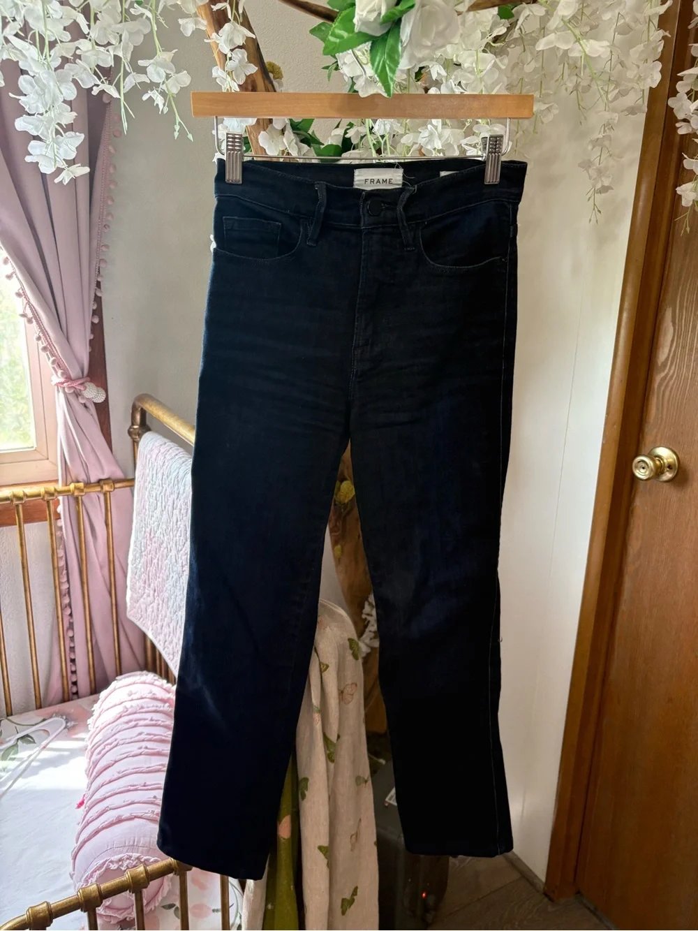 Frame Denim Slim Straight-Leg Jeans in Dark Indigo Wash - Picture 2 of 6